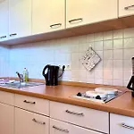 Holz-ferienhaus Oberbraendi: Kachelofen, Sauna, Wlan, Am Wald Loßburg