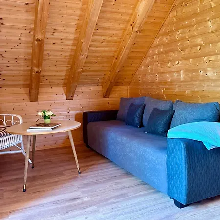 Dom wakacyjny Holz-ferienhaus Oberbraendi: Kachelofen, Sauna, Wlan, Am Wald *