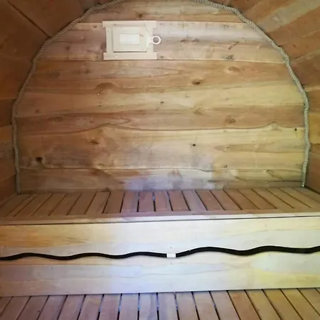 Dom wakacyjny Holz-ferienhaus Oberbraendi: Kachelofen, Sauna, Wlan, Am Wald