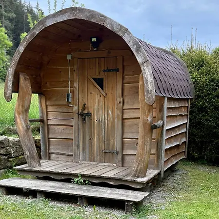 Holz-ferienhaus Oberbraendi: Kachelofen, Sauna, Wlan, Am Wald Dom wakacyjny